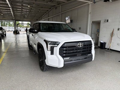 2024 Toyota Tundra 4WD SR5