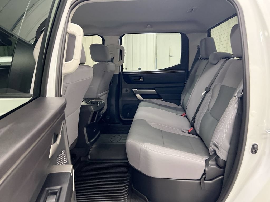 2024 Toyota Tundra 4WD SR5