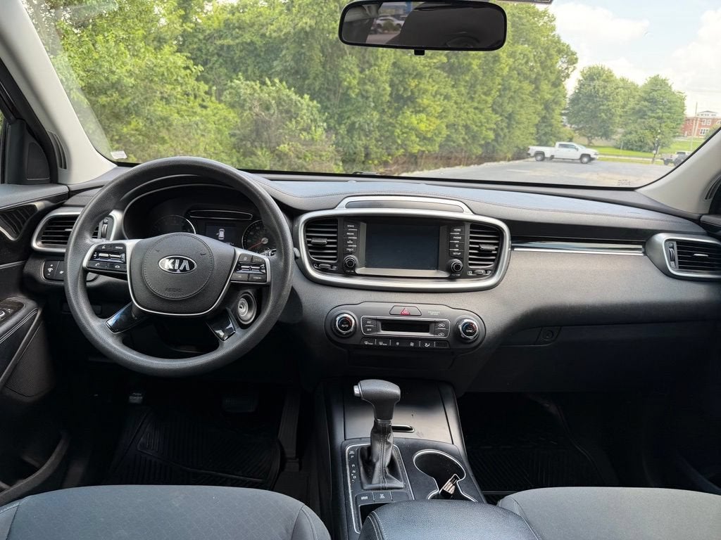 2019 Kia Sorento LX V6