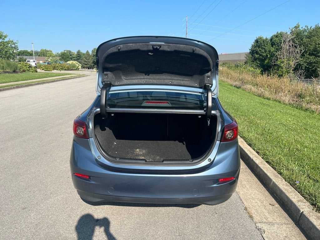 2016 Mazda Mazda3 i Touring