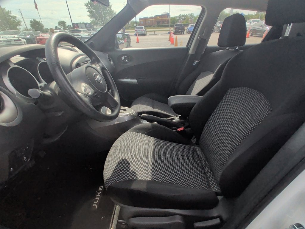 2015 Nissan JUKE S