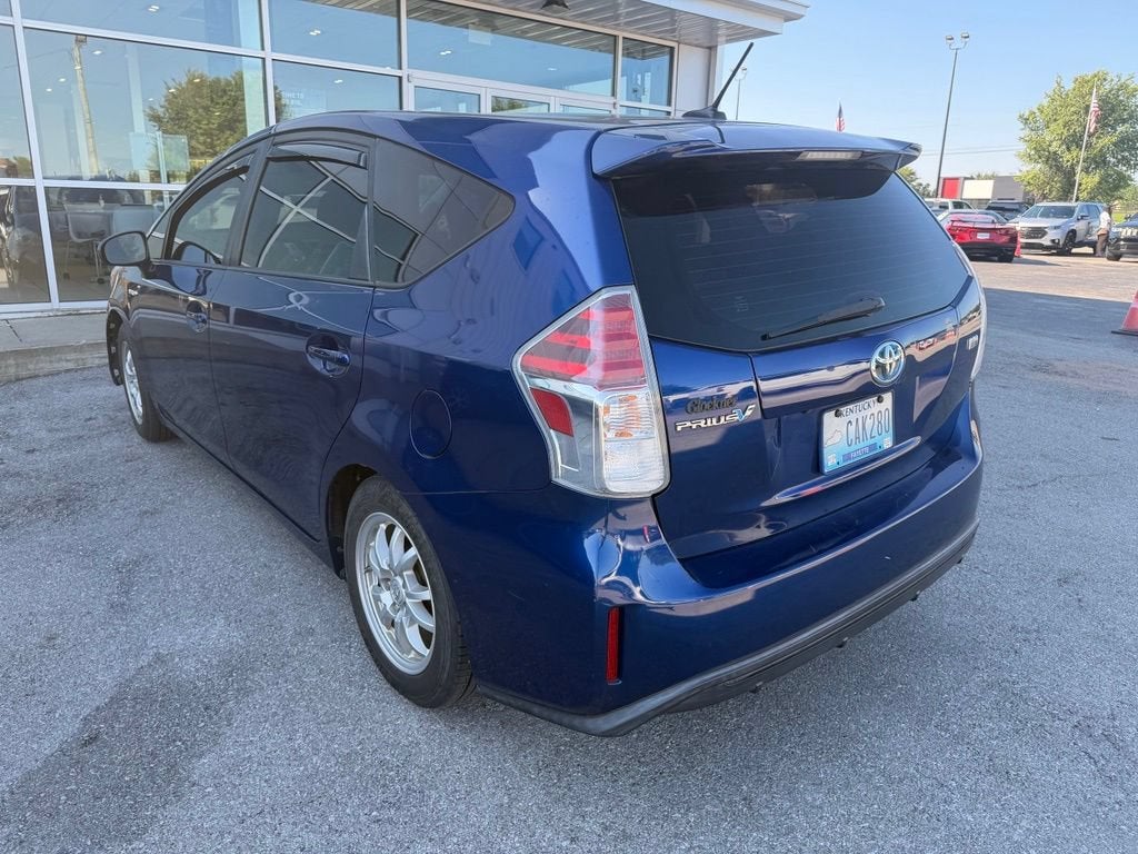 2015 Toyota Prius v Two