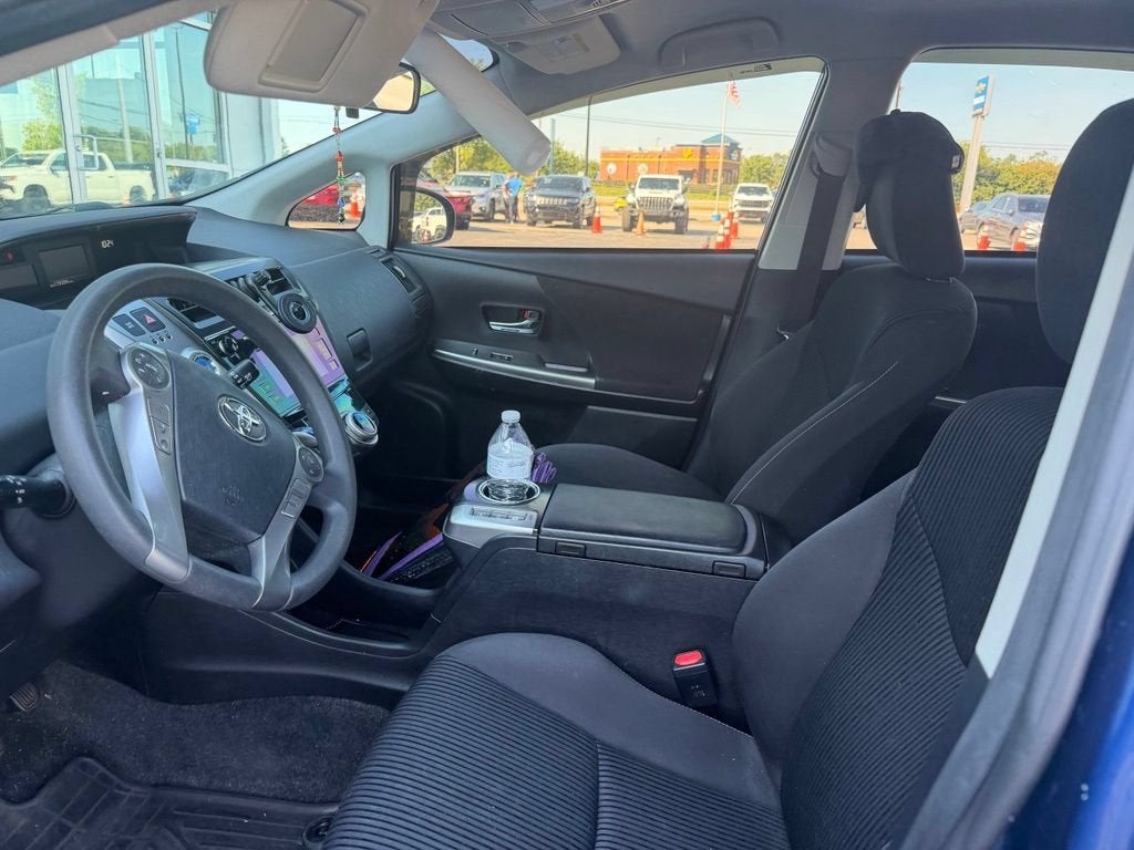 2015 Toyota Prius v Two