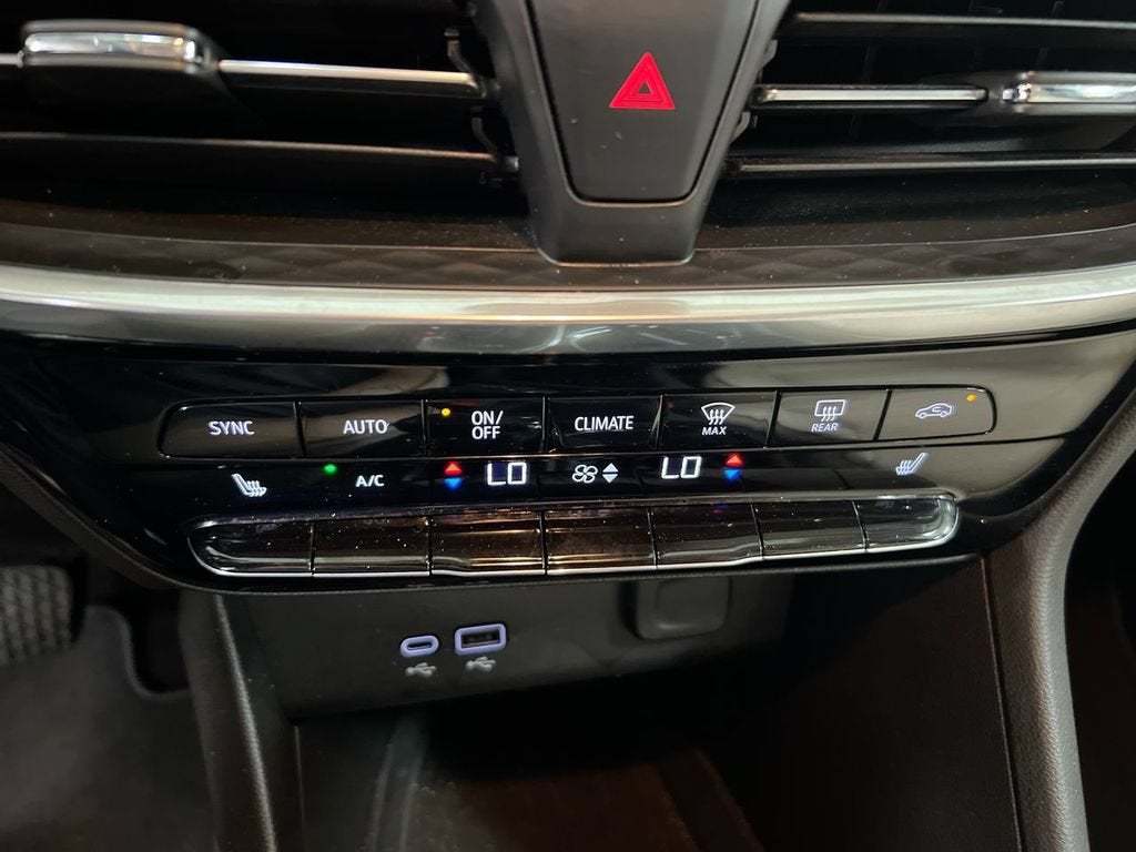 2024 Buick Encore GX Avenir