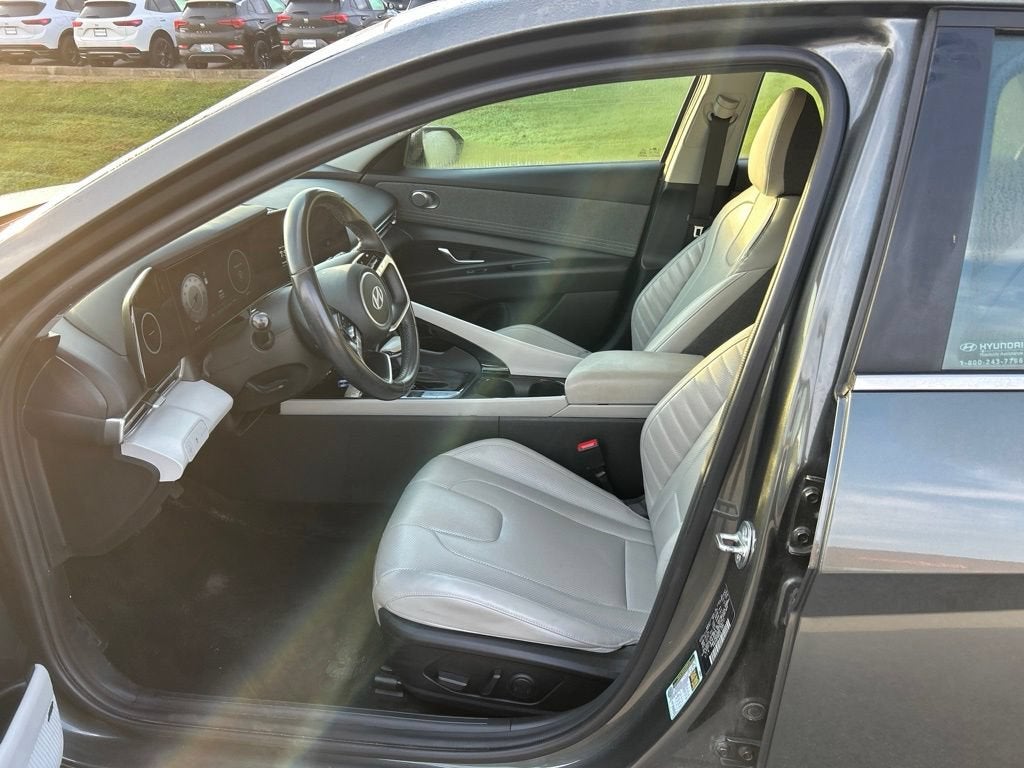 2024 Hyundai Elantra Limited