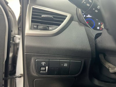 2016 Hyundai Veloster Base