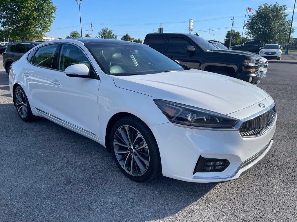 2019 Kia Cadenza Technology