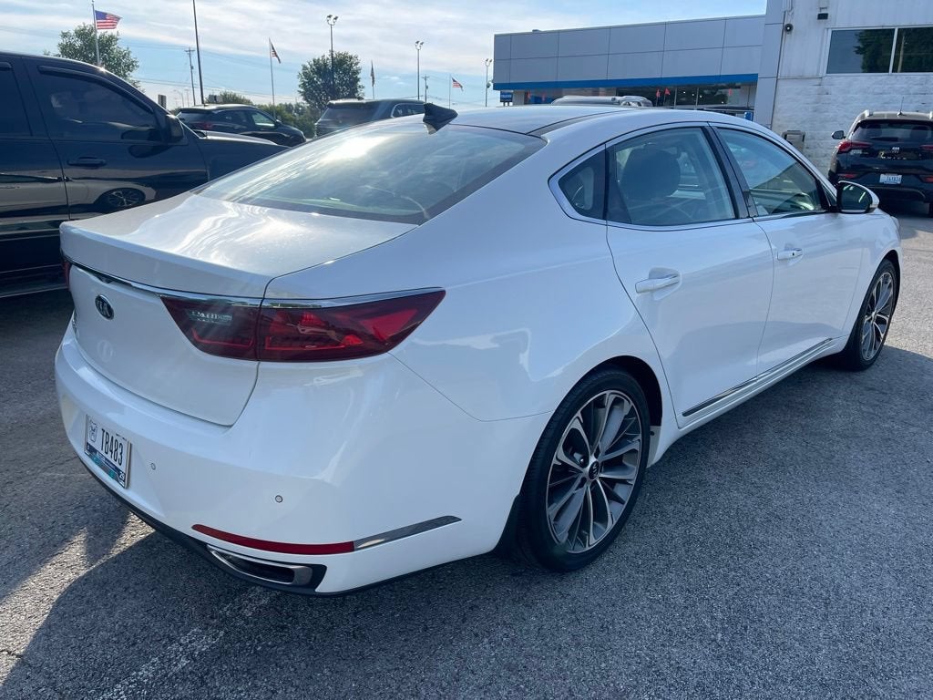 2019 Kia Cadenza Technology