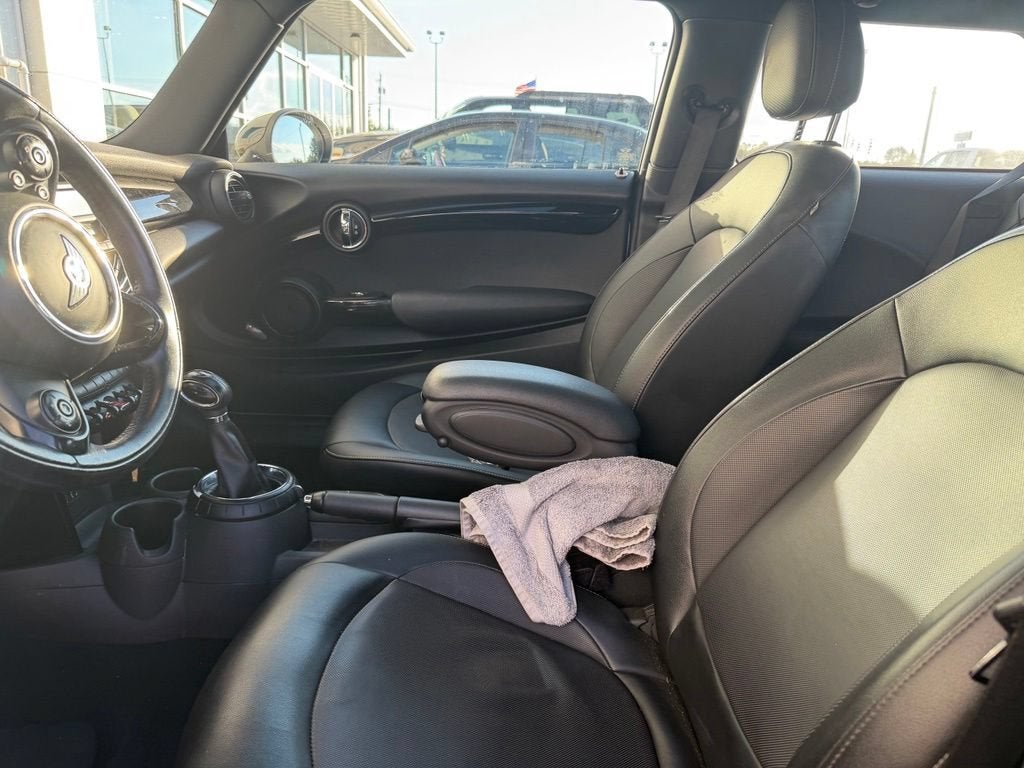 2014 MINI Cooper Hardtop Base