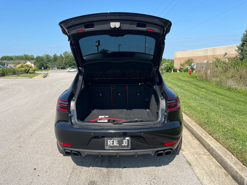 2015 Porsche Macan Turbo