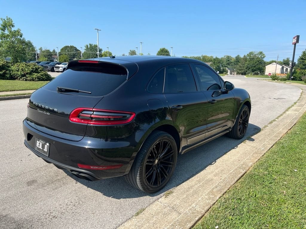 2015 Porsche Macan Turbo