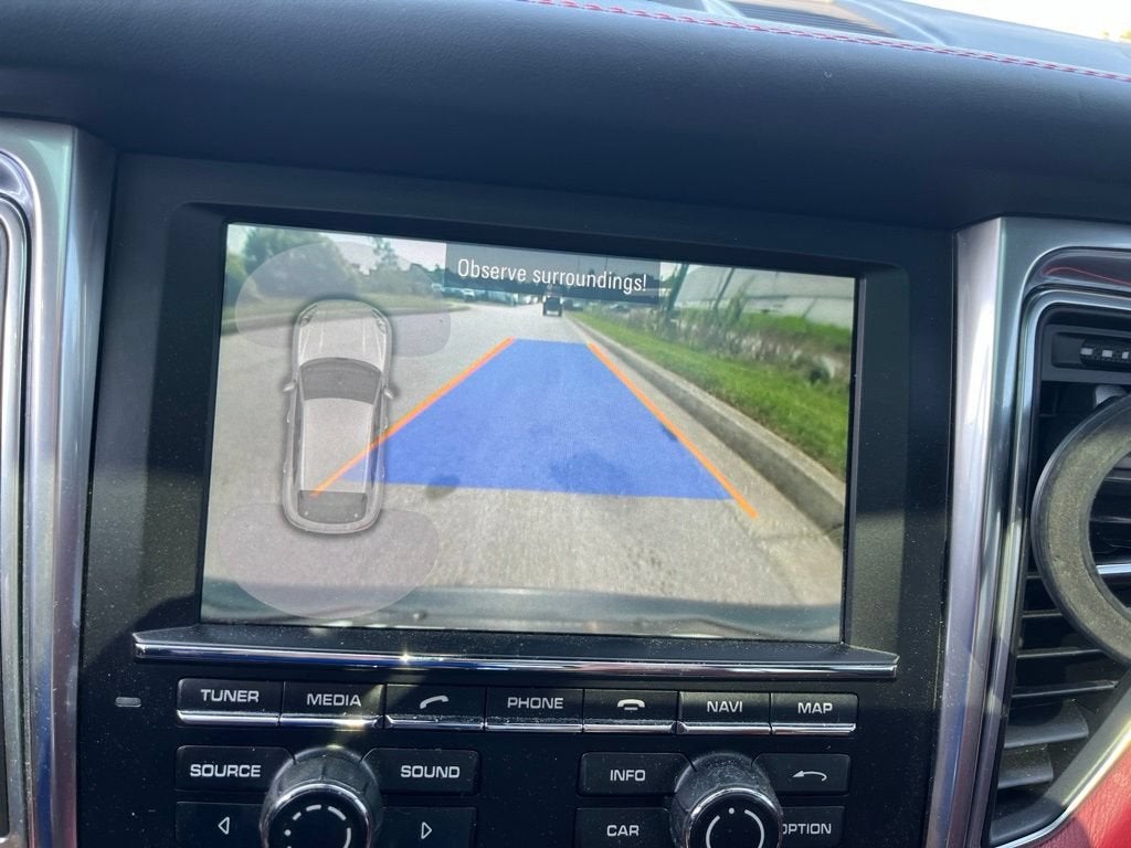 2015 Porsche Macan Turbo