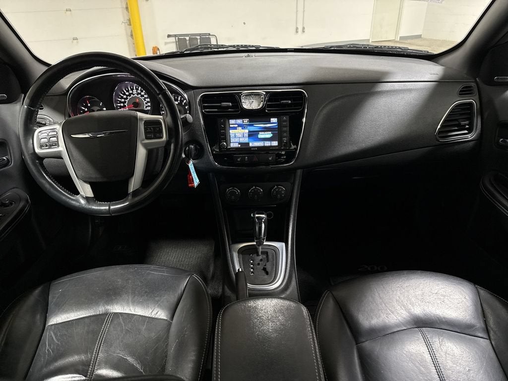 2014 Chrysler 200 Limited