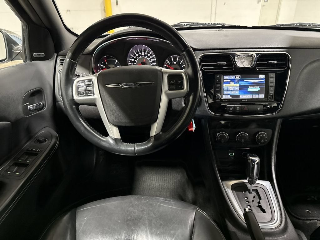 2014 Chrysler 200 Limited