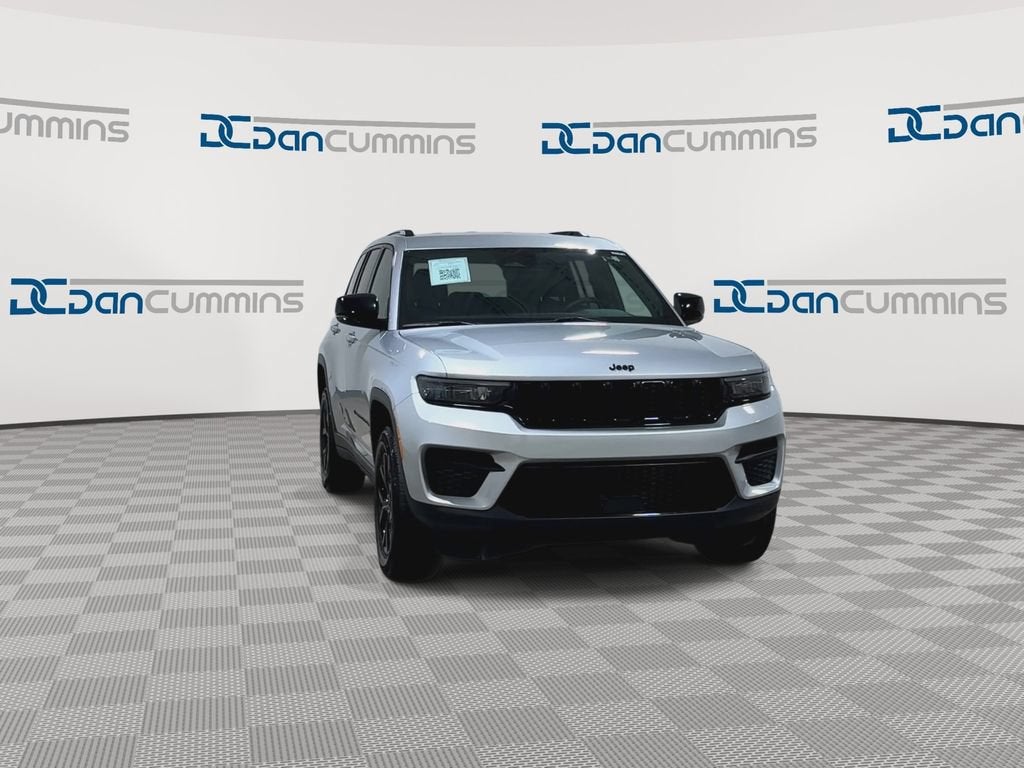 2025 Jeep Grand Cherokee Altitude