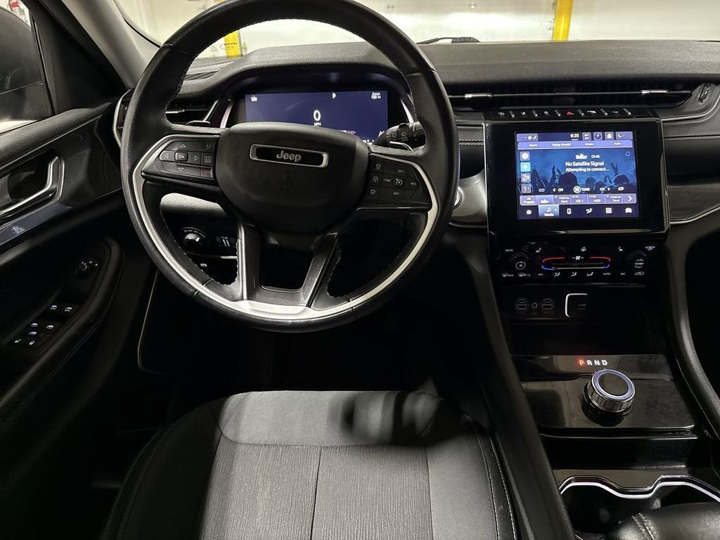2022 Jeep Grand Cherokee Laredo