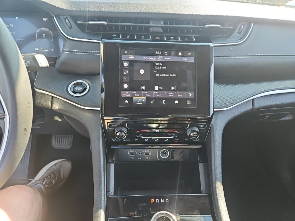 2023 Jeep Grand Cherokee Laredo