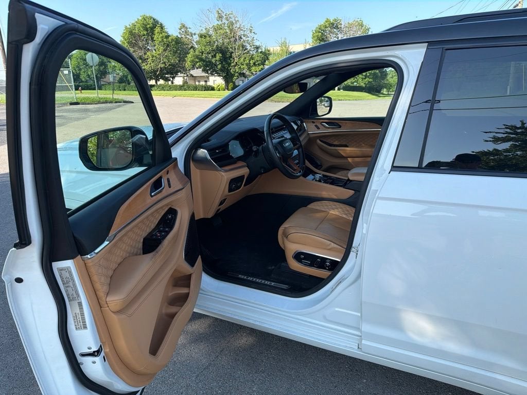 2023 Jeep Grand Cherokee L Summit Reserve