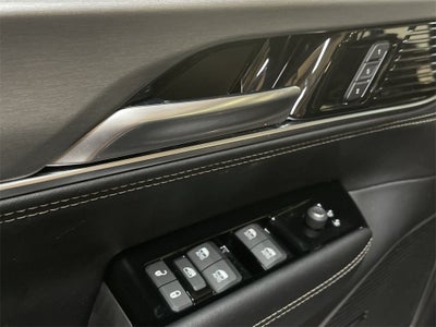 2024 Jeep Wagoneer L Series II Carbide