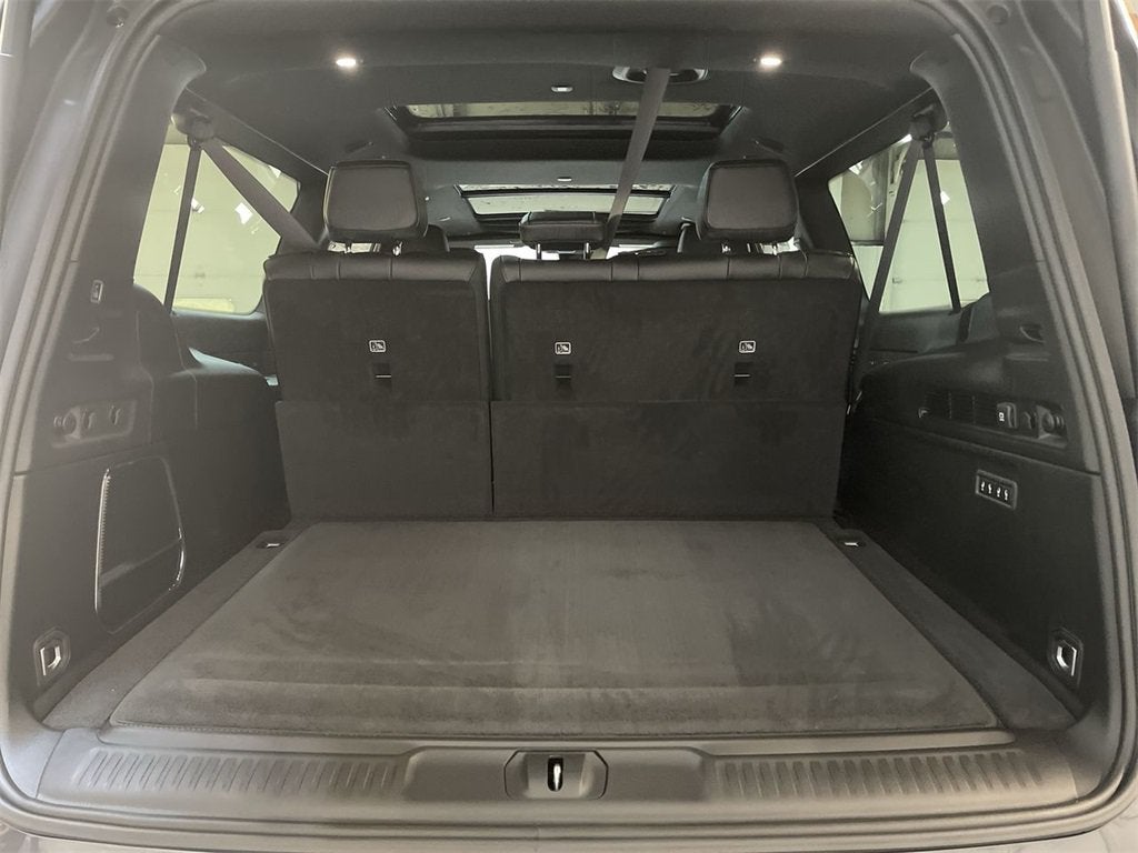 2024 Jeep Wagoneer L Series II Carbide