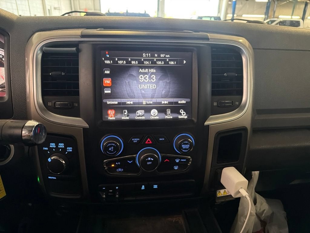 2013 RAM 1500 SLT