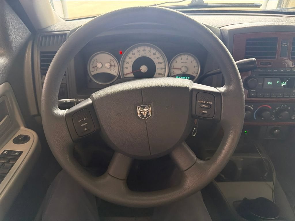 2005 Dodge Dakota SLT