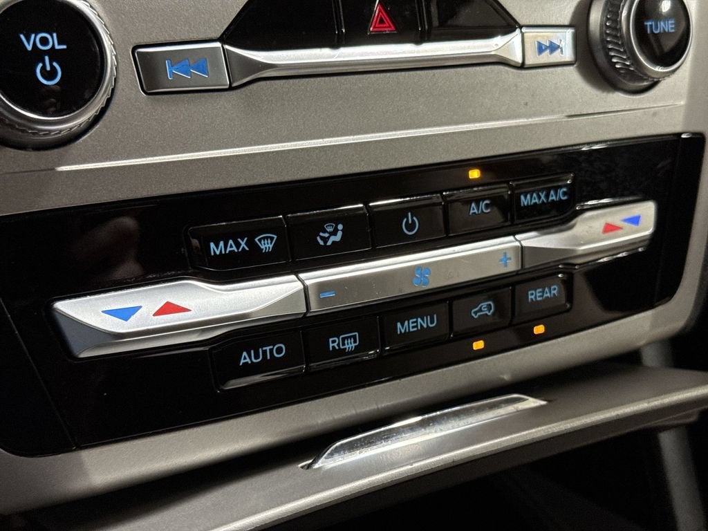 2022 Ford Explorer Base