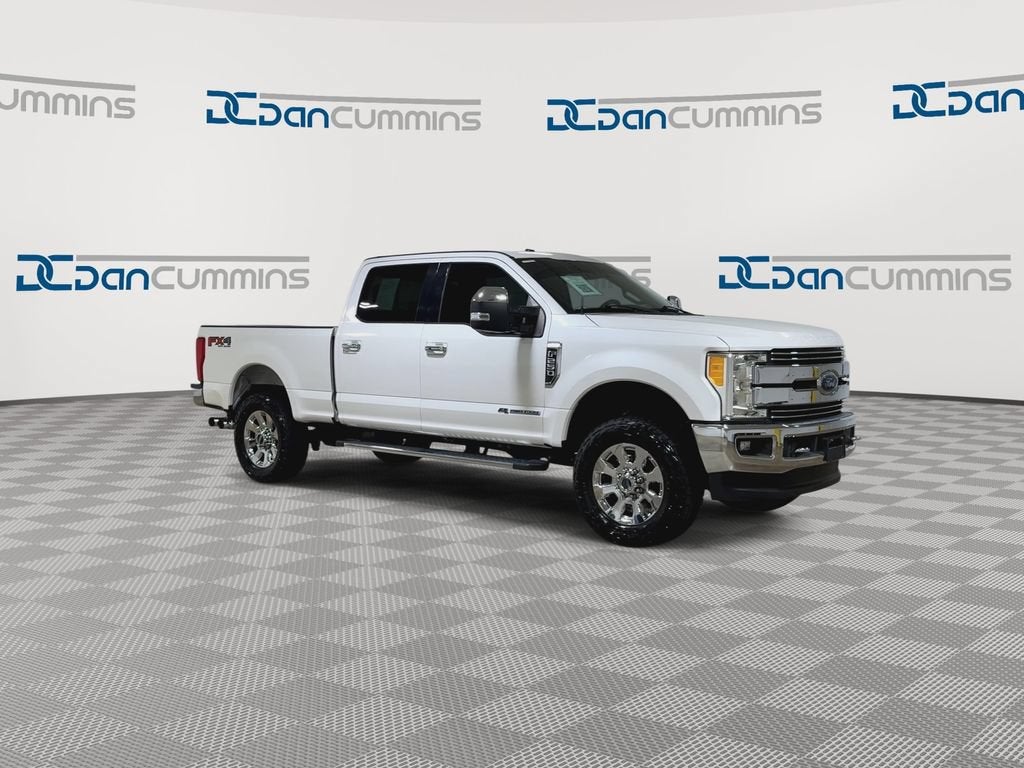 2017 Ford Super Duty F-250 SRW Lariat