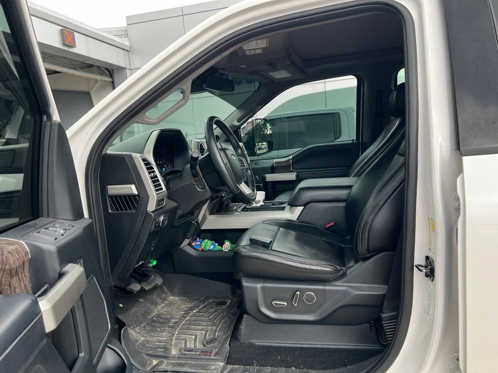 2017 Ford Super Duty F-250 SRW Lariat