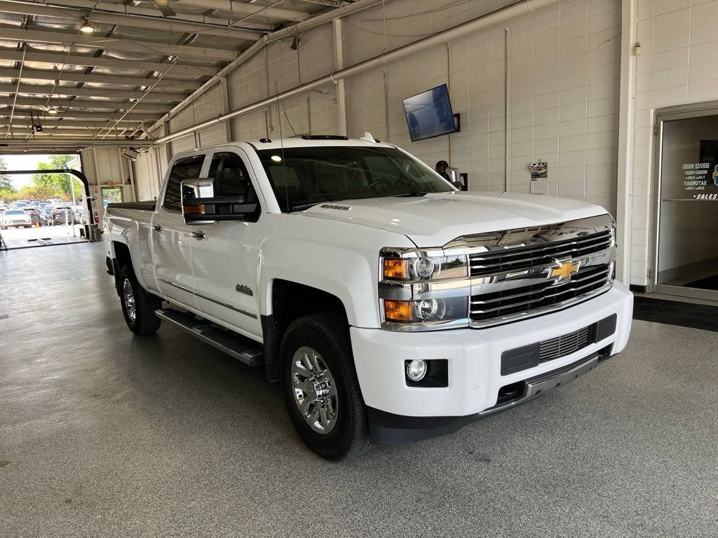 2015 Chevrolet Silverado 3500 HD High Country