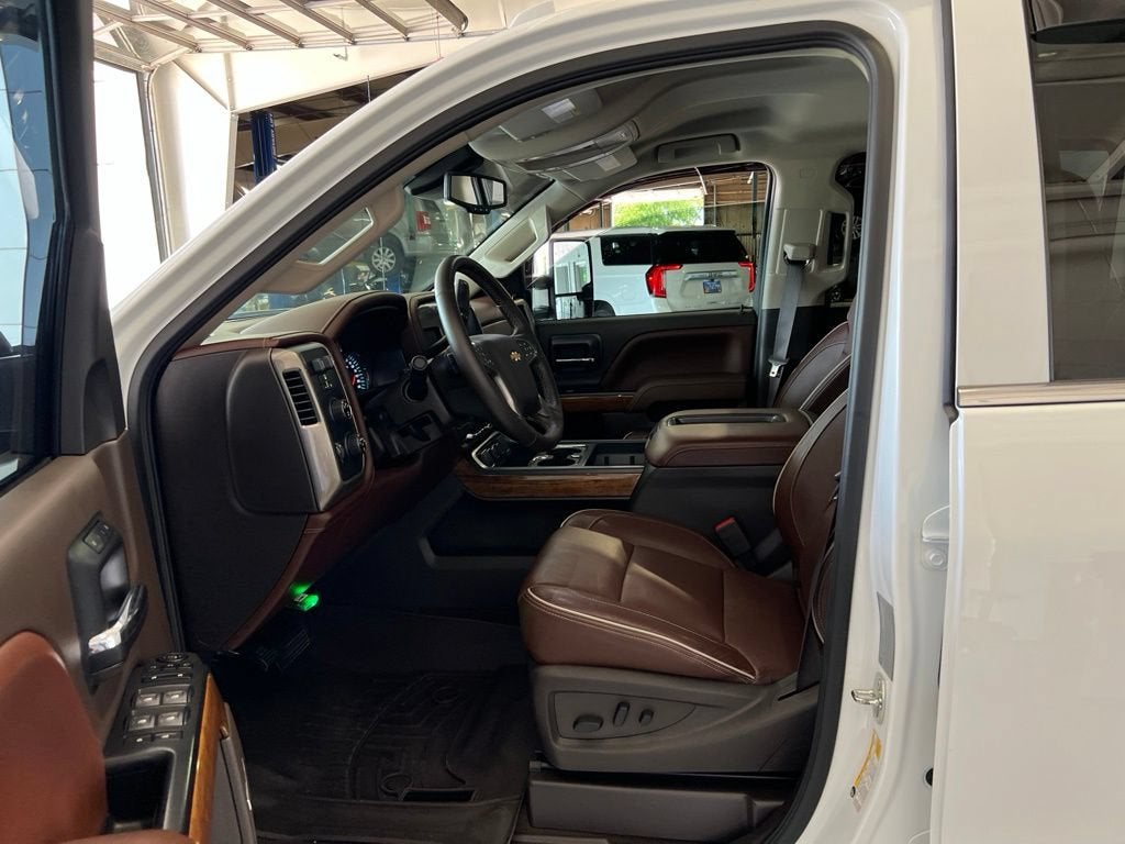 2015 Chevrolet Silverado 3500 HD High Country