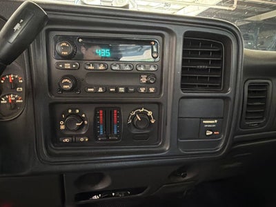 2004 Chevrolet Silverado 1500 Reg Cab 119.0" WB 4WD