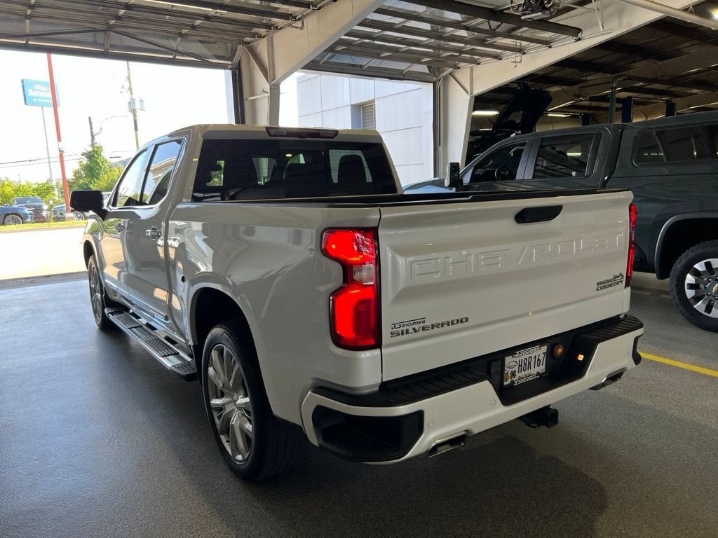 2022 Chevrolet Silverado 1500 High Country