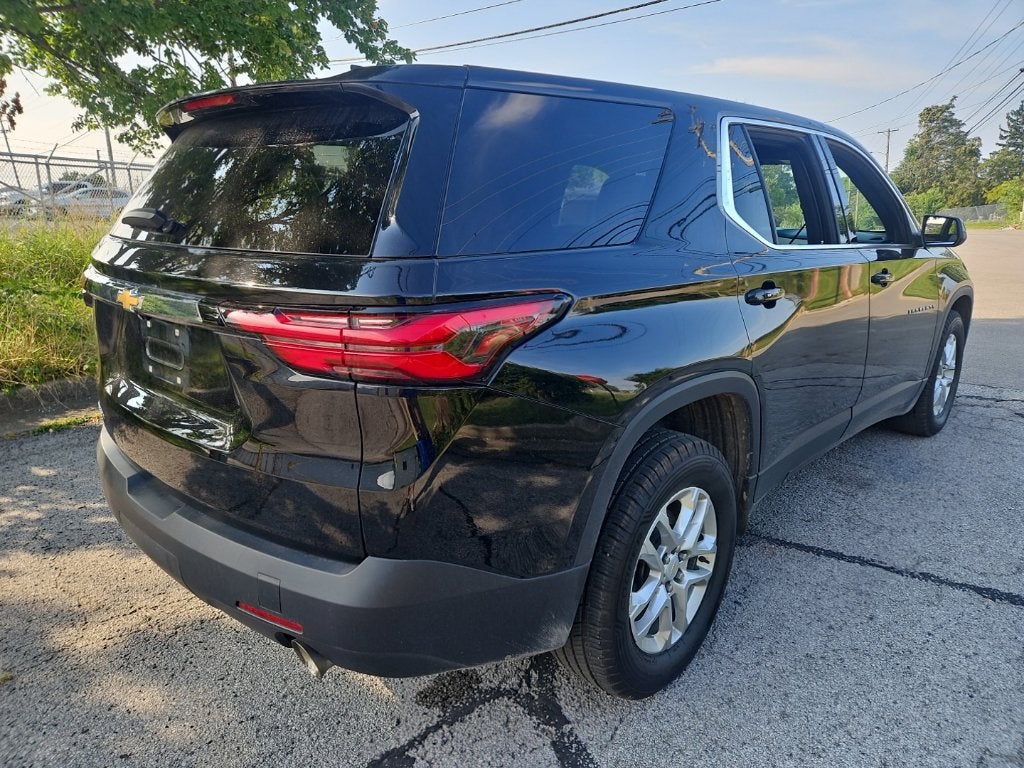 2022 Chevrolet Traverse LS