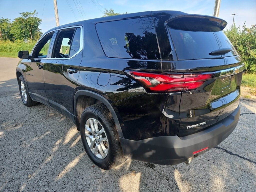 2022 Chevrolet Traverse LS