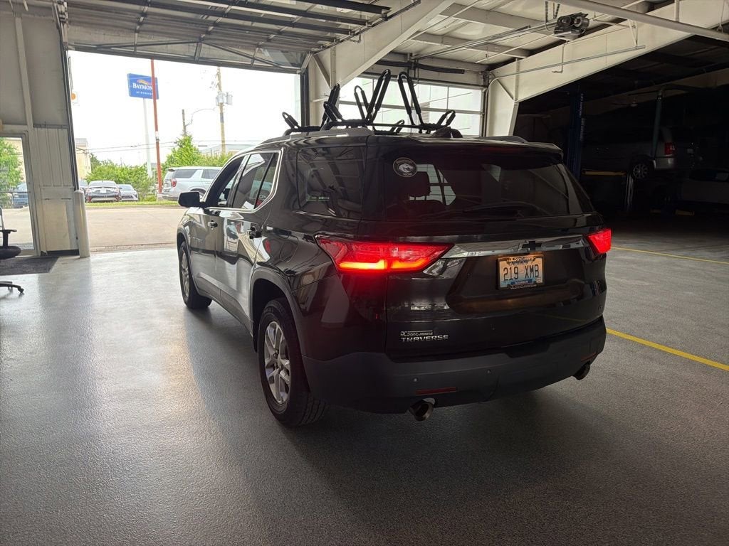 2018 Chevrolet Traverse LT Cloth