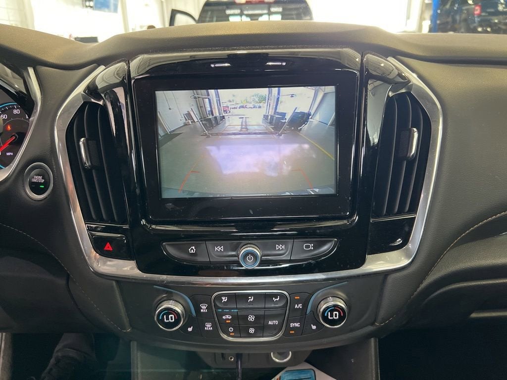 2018 Chevrolet Traverse LT Cloth
