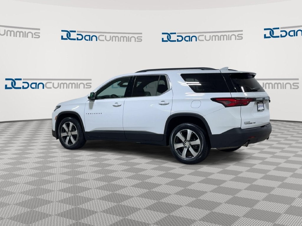 2023 Chevrolet Traverse LT Leather