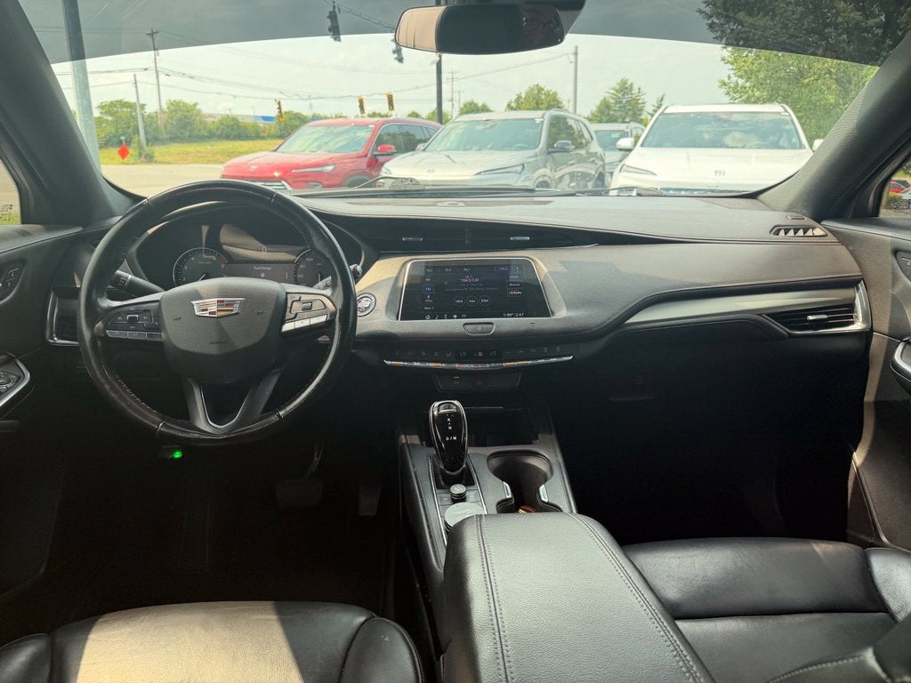 2020 Cadillac XT4 FWD Premium Luxury