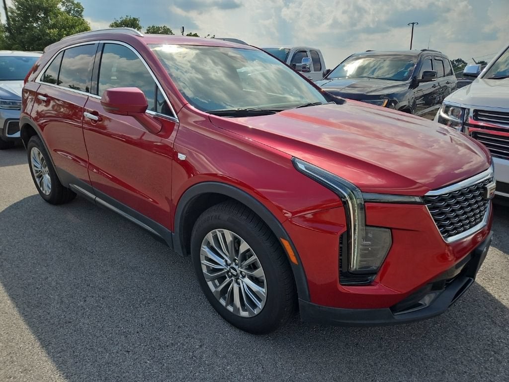 2024 Cadillac XT4 Premium Luxury