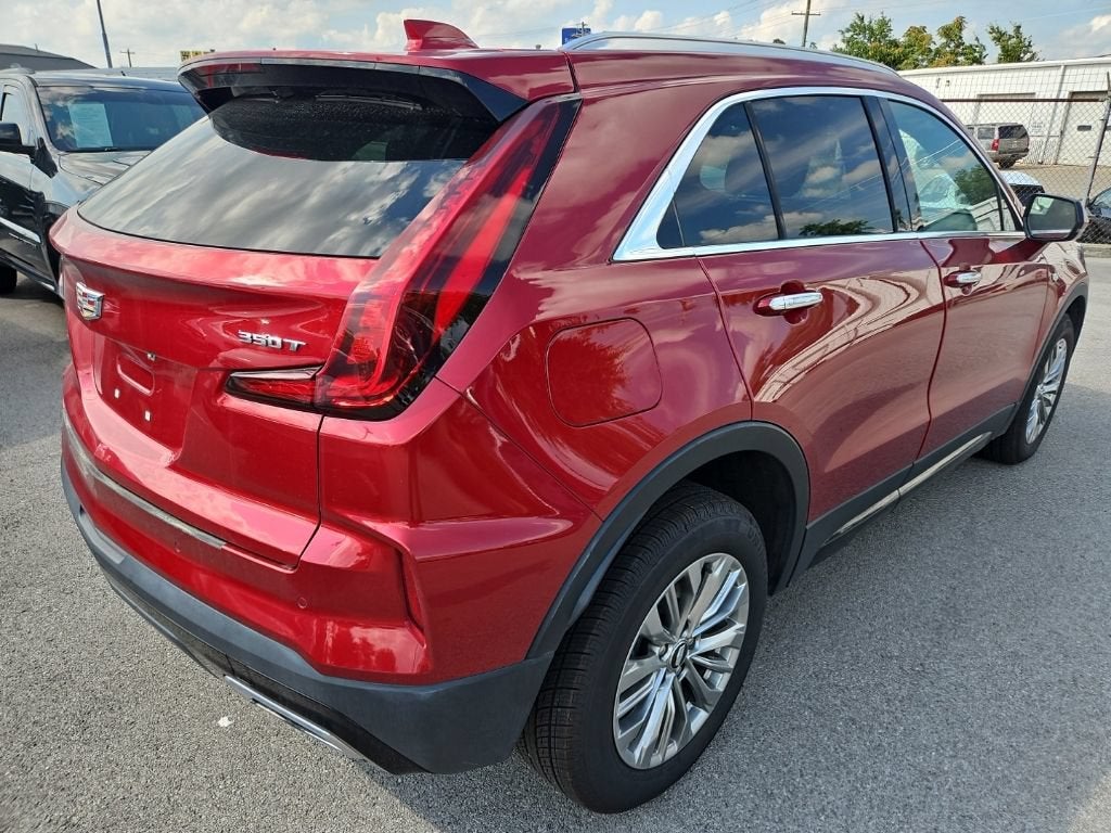2024 Cadillac XT4 Premium Luxury