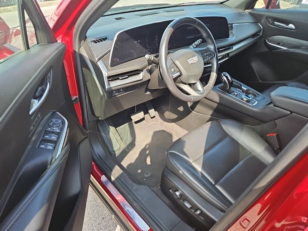 2024 Cadillac XT4 Premium Luxury