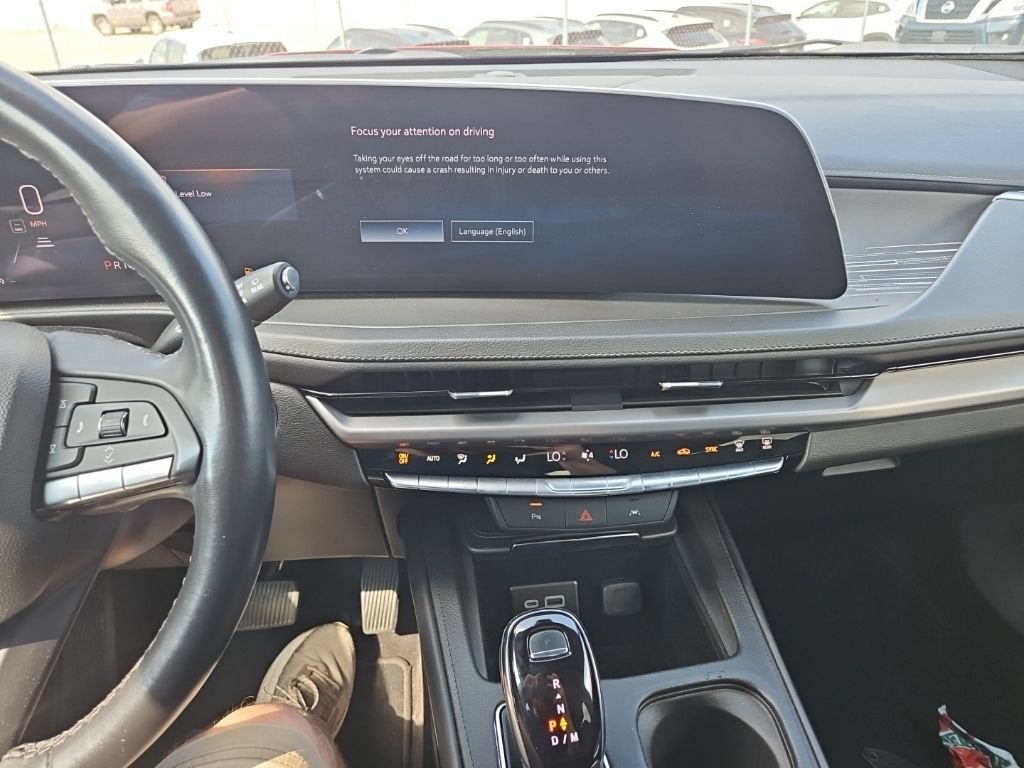 2024 Cadillac XT4 Premium Luxury