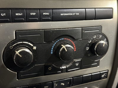 2007 Jeep Grand Cherokee Laredo