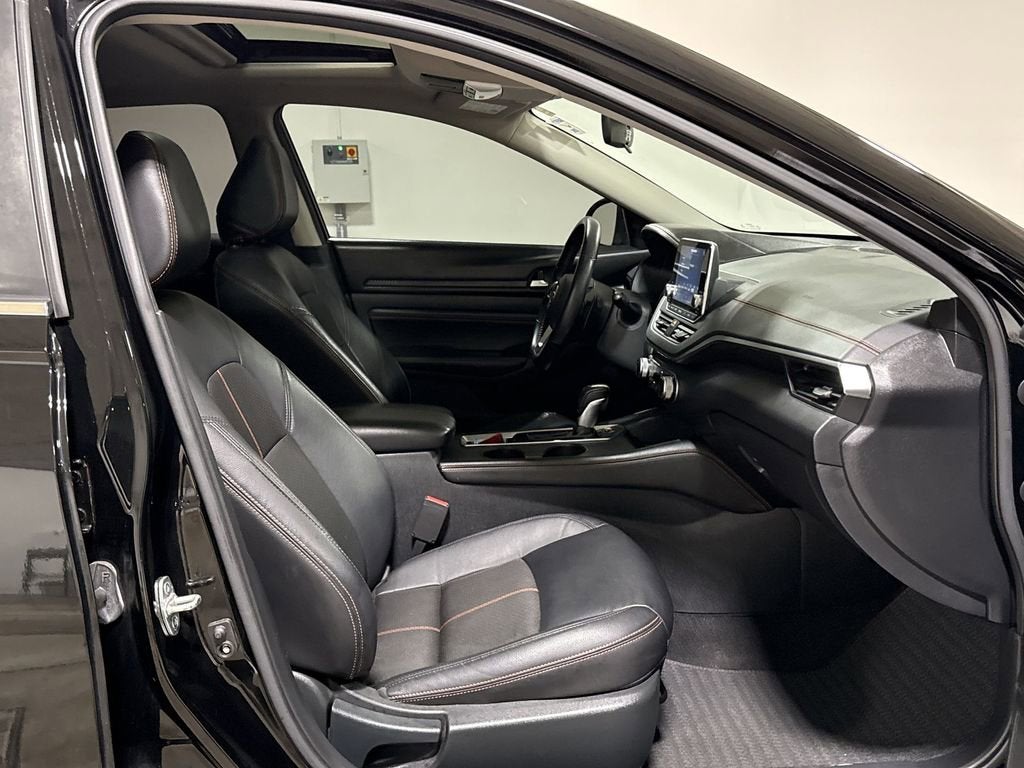 2021 Nissan Altima 2.0 SR
