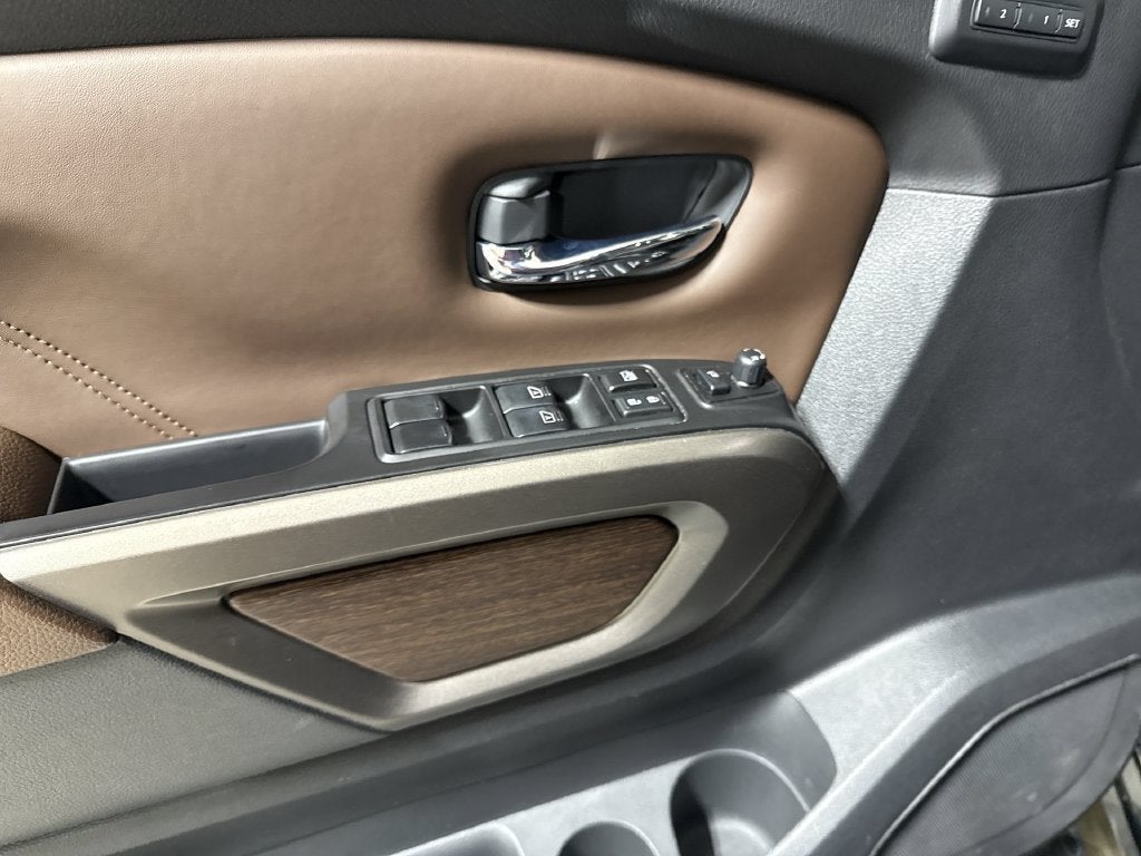2023 Nissan Titan Platinum Reserve