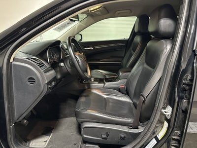 2018 Chrysler 300 Touring L