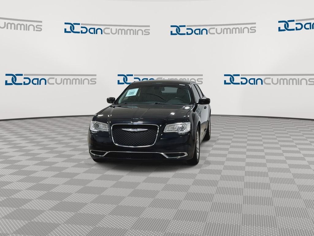 2018 Chrysler 300 Touring L
