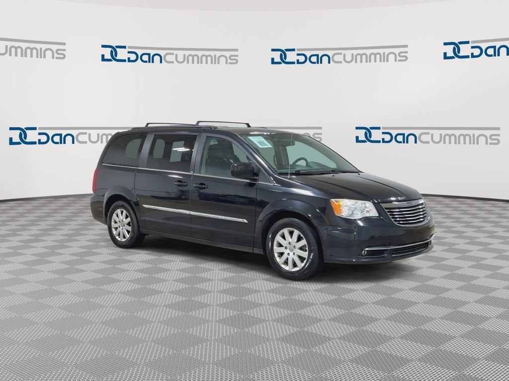 2014 Chrysler Town & Country Touring