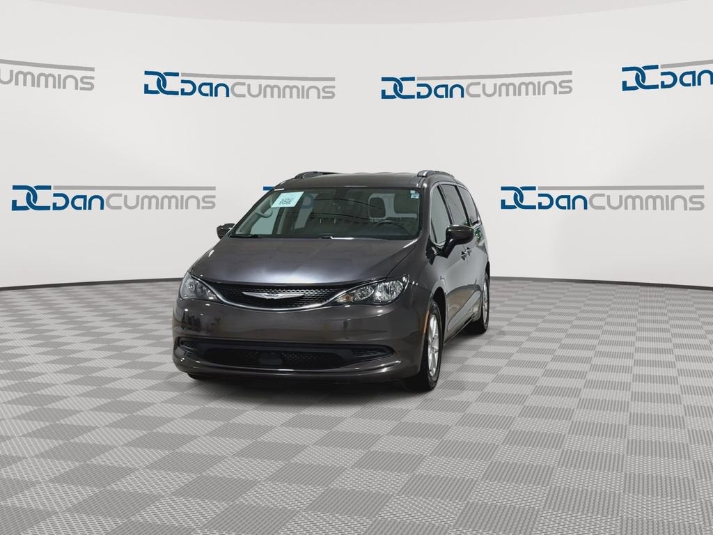 2021 Chrysler Voyager LXI